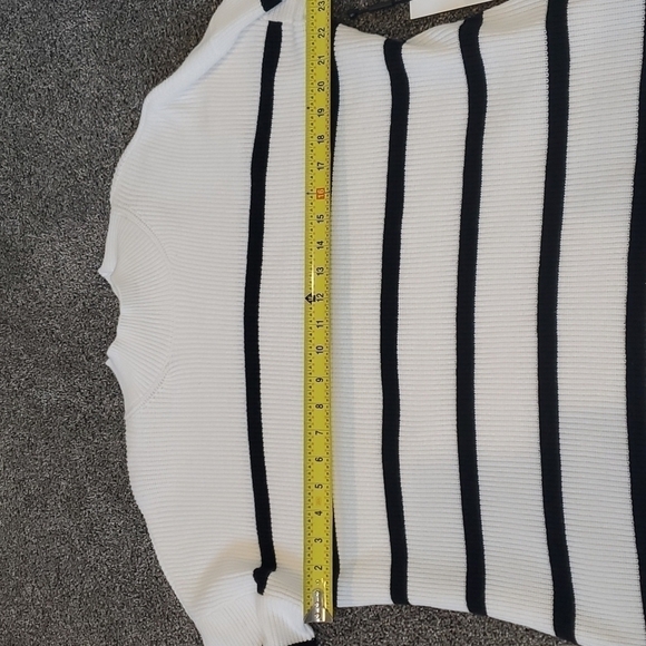 NWT Calvin Klein striped sweater - Picture 7 of 8